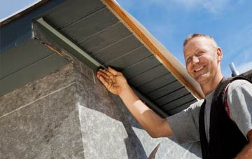 soffit installation Nedging Tye